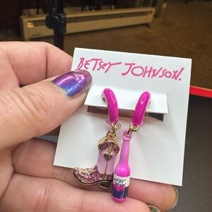 Betsey Johnson Mismatched Earrings. NWT.